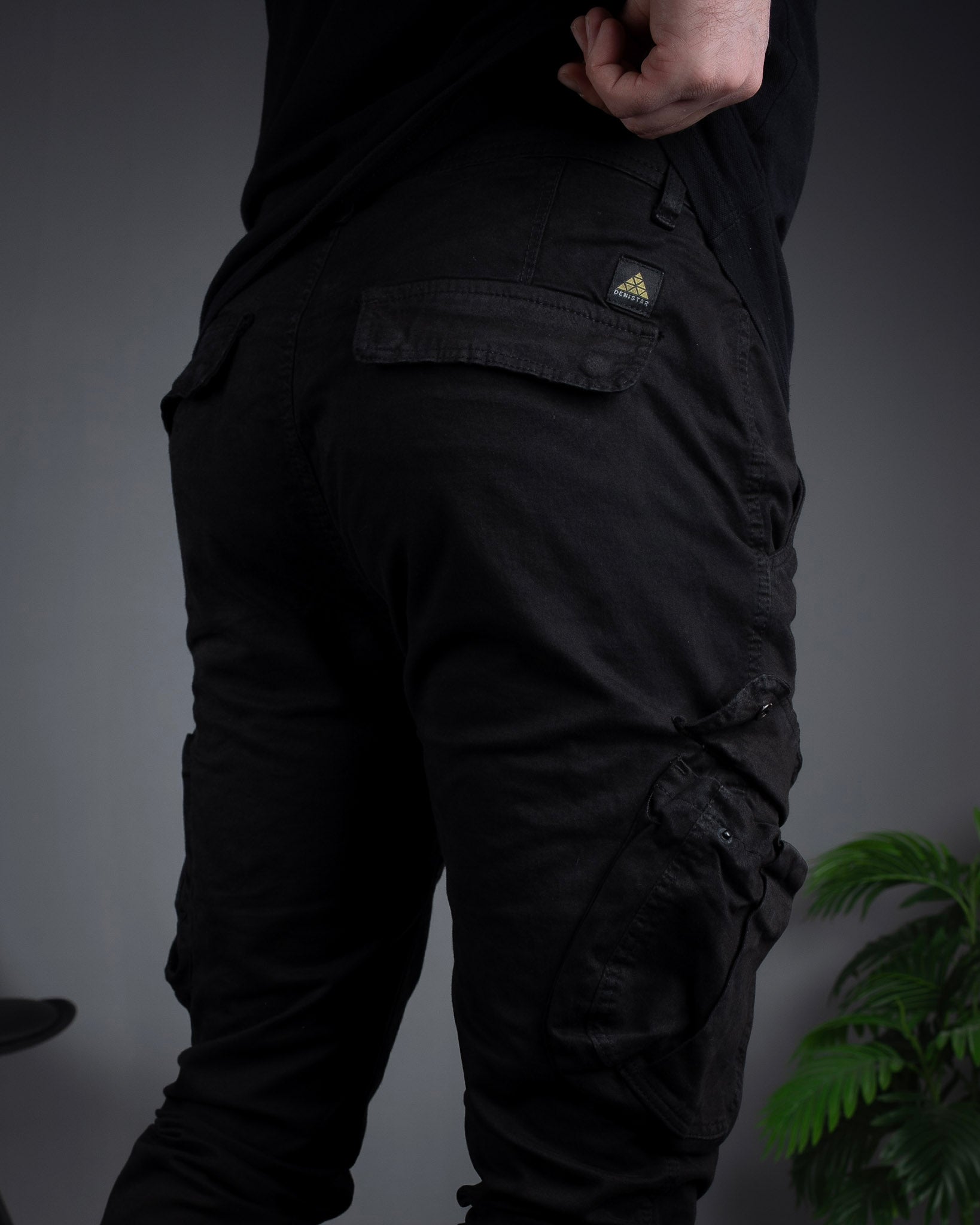 Muške cargo pantalone crna STT2708.