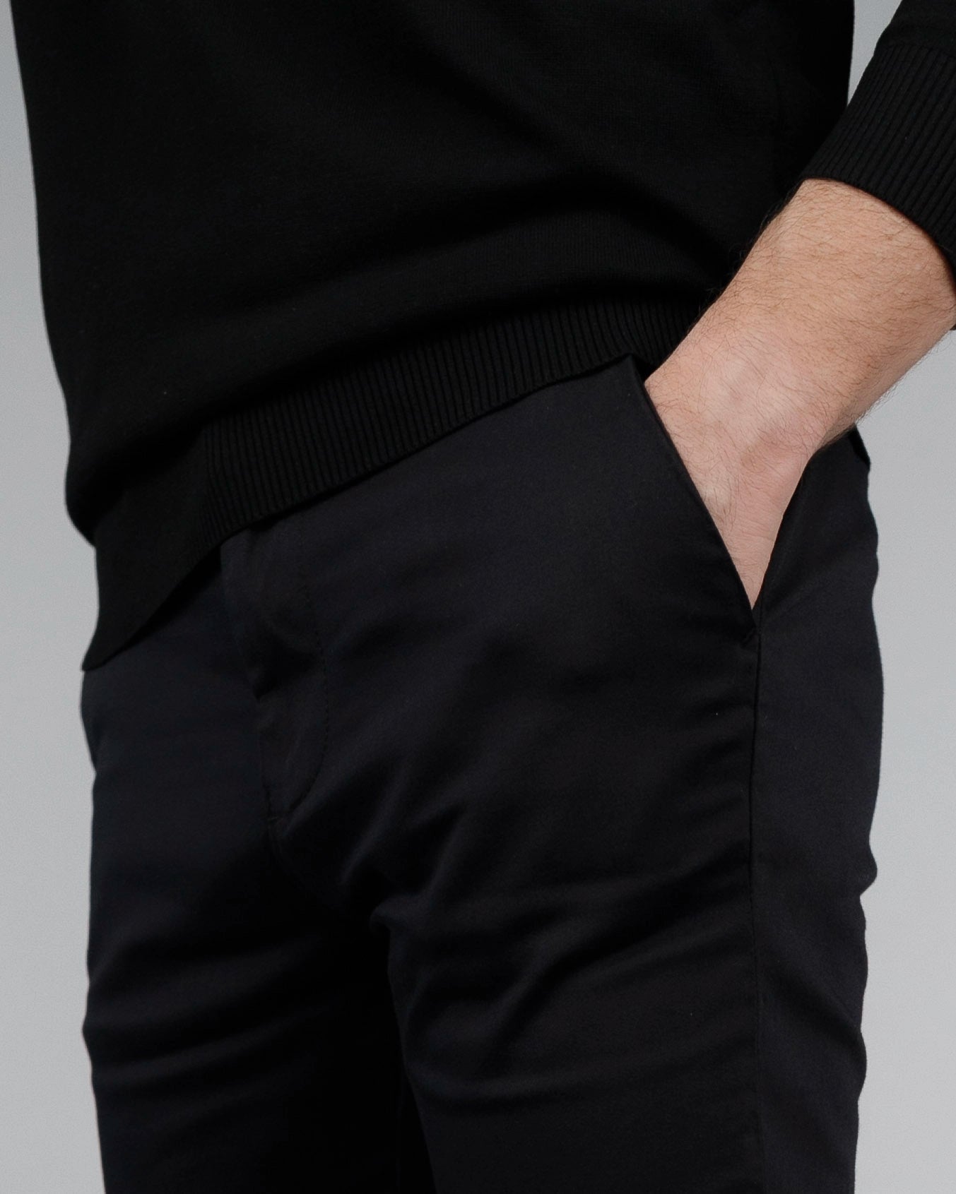 Muške Elegantne Slimfit Pantalone – Crne STT2895
