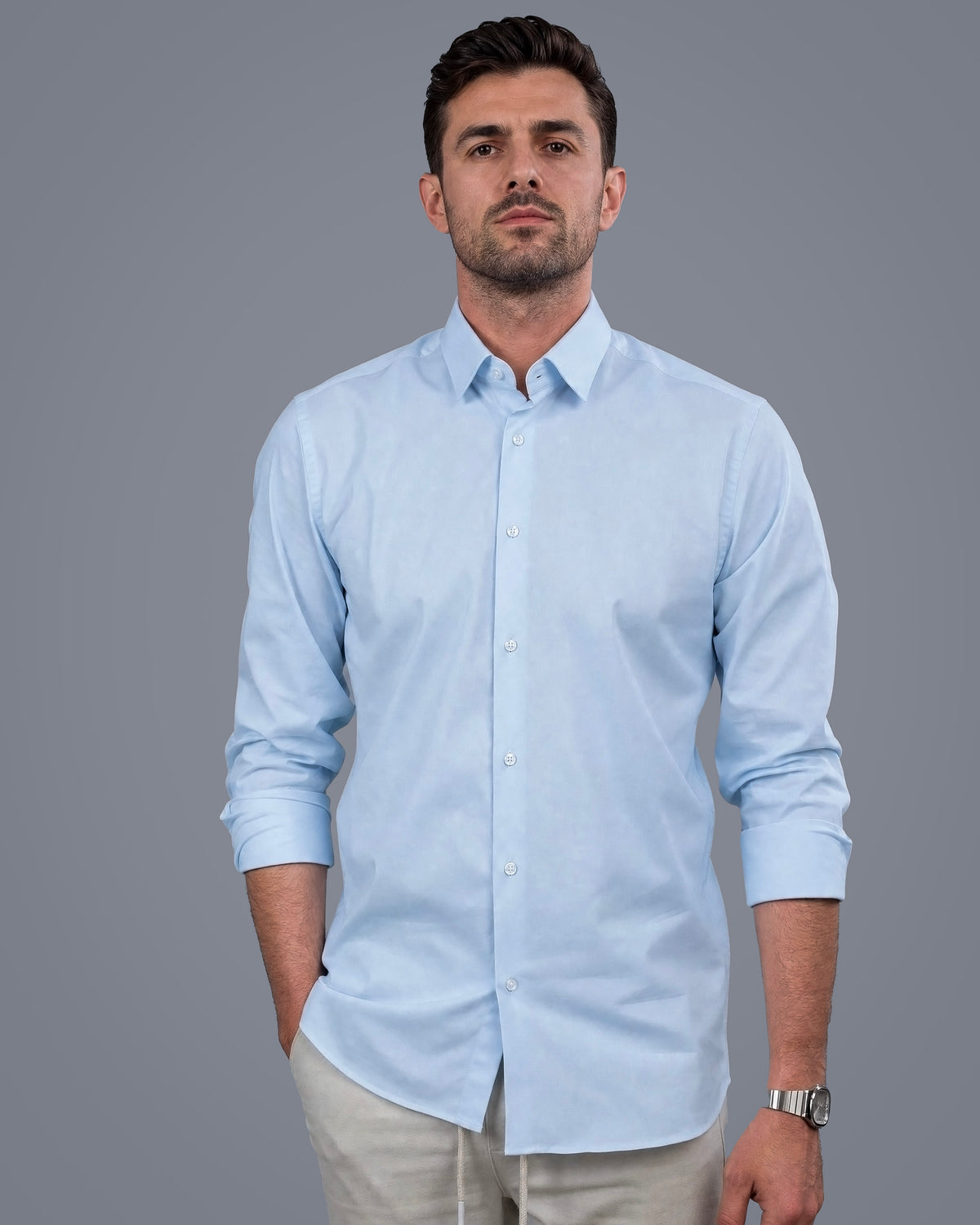 Elegantna slim fit muška košulja – fotografija proizvoda