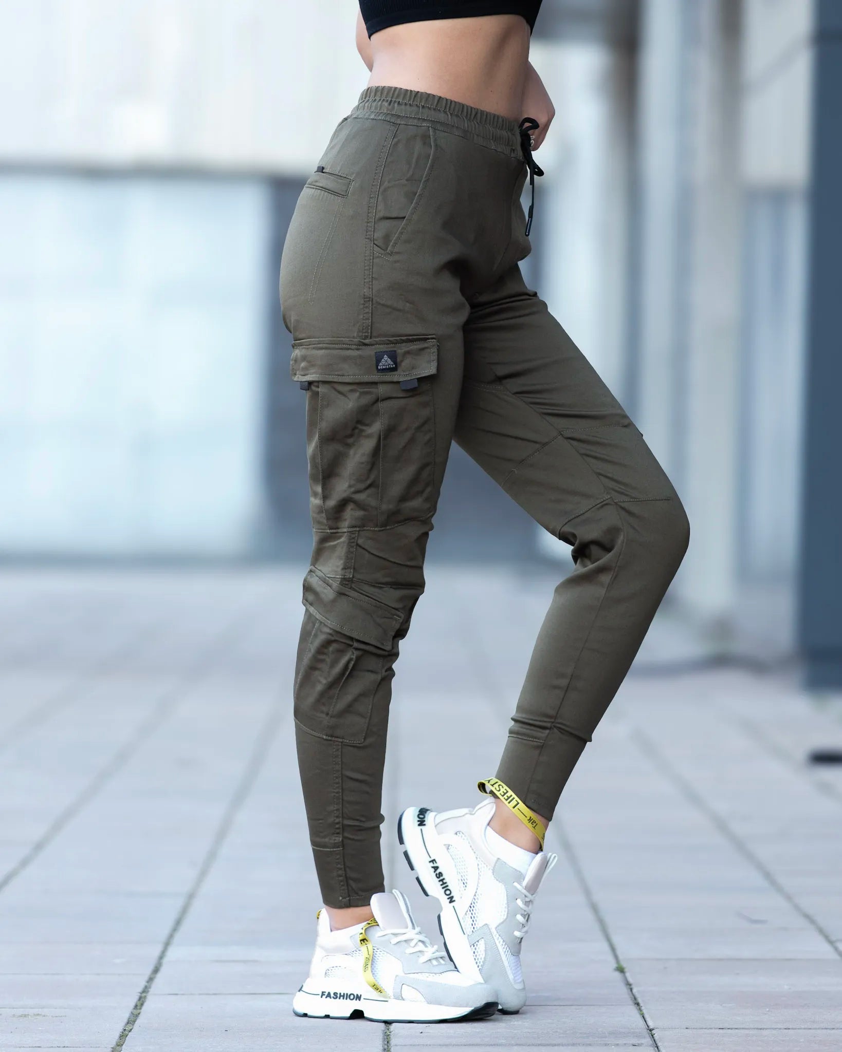 Ženske kargo pantalone STT3535