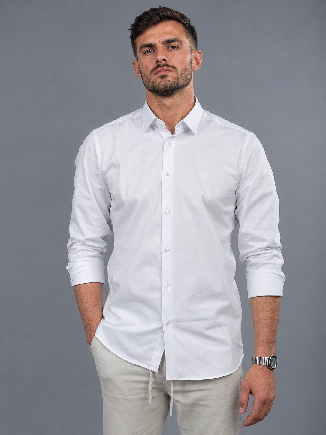 Elegantna slim fit muška košulja – fotografija proizvoda