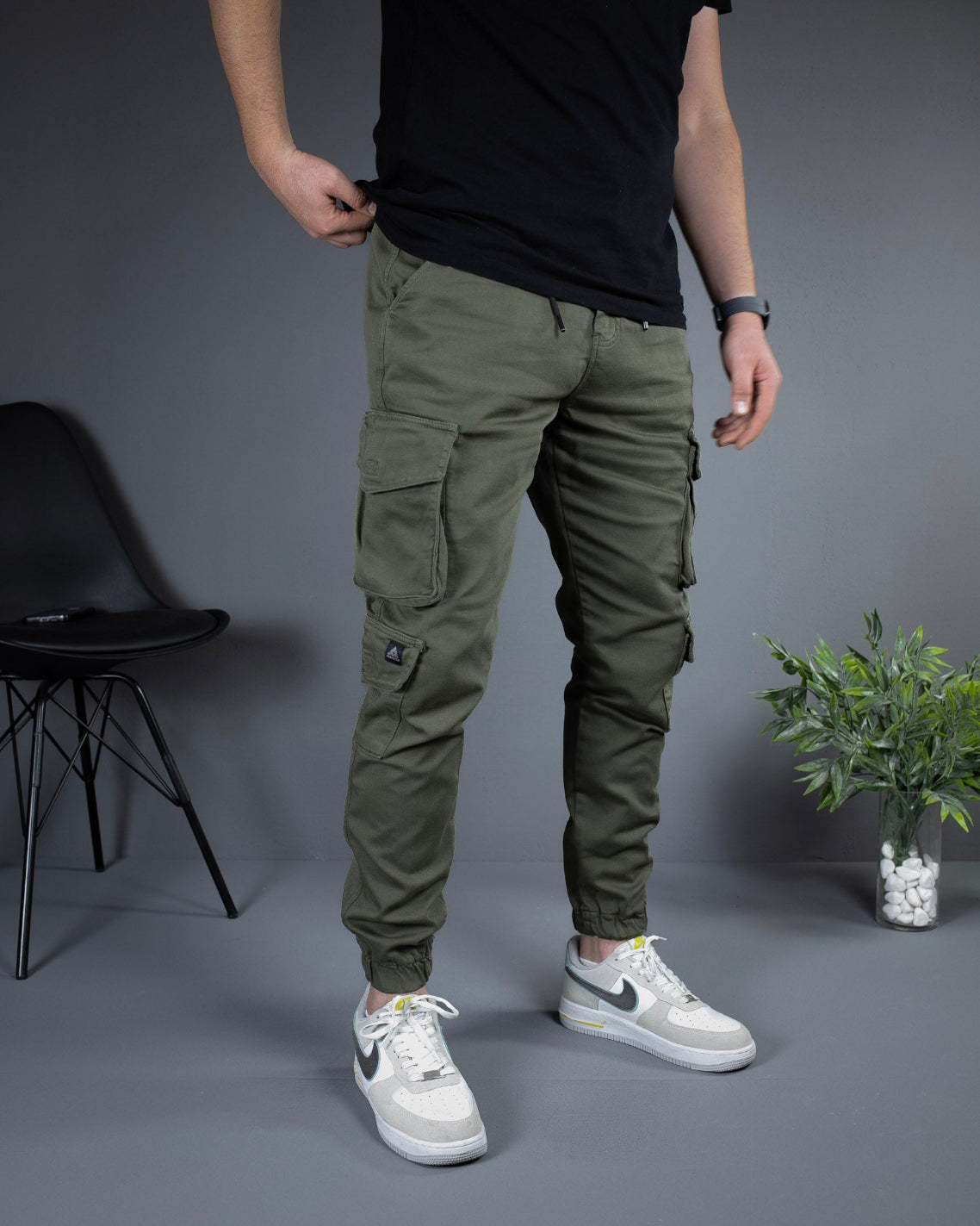 Muške cargo pantalone maslinasto zelene STT2599.