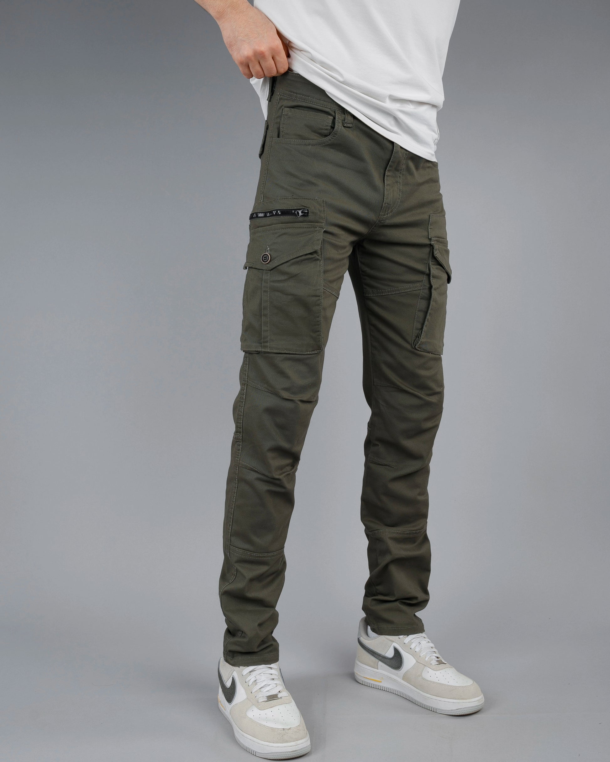 Muske kargo pantalone dužih i širih nogavica STT600BB