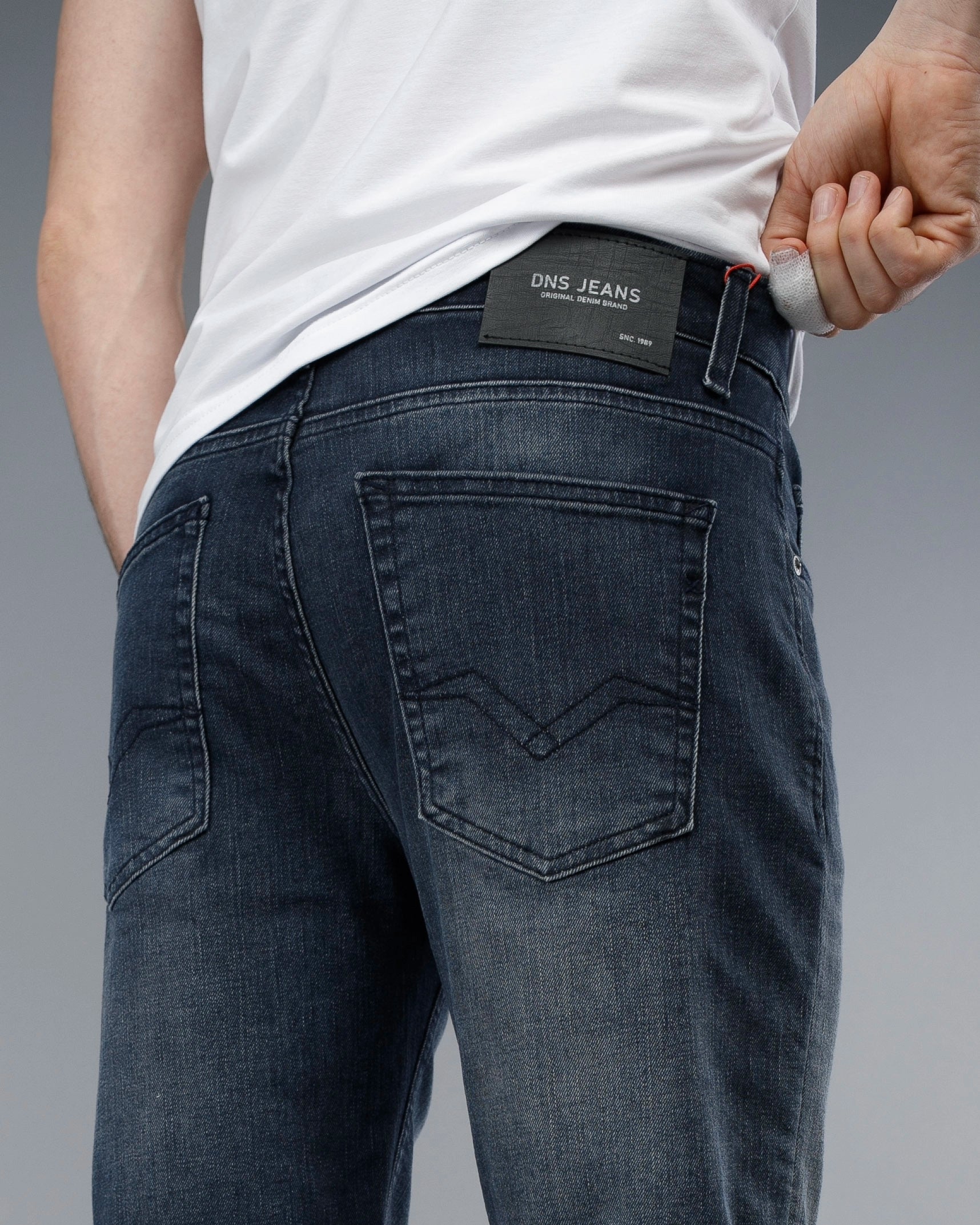 Muške jeans bermude tamno sive STT3009