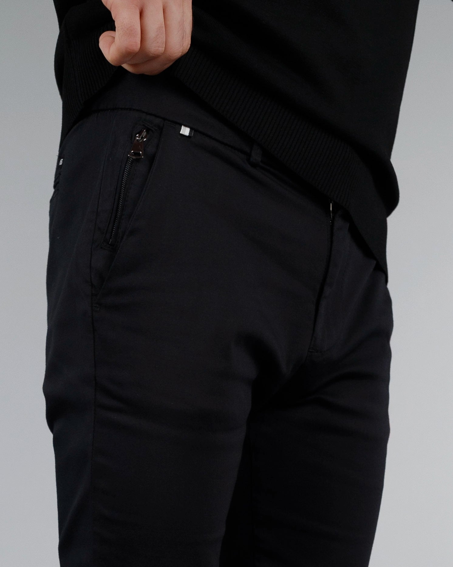 Muške Elegantne Slimfit Pantalone – Crne STT2895