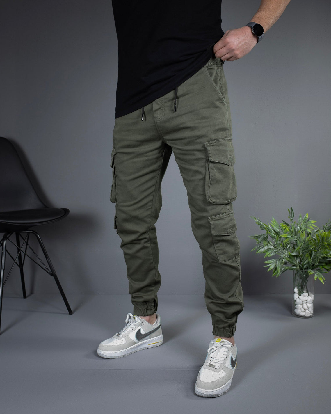 Muške cargo pantalone maslinasto zelene STT2599.