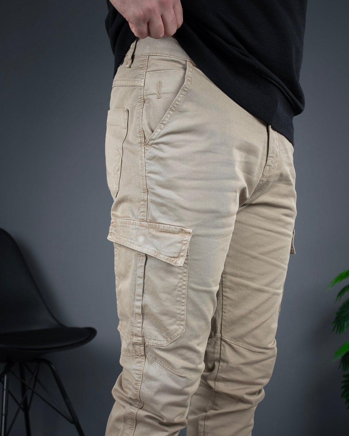 Muške cargo pantalone krem STT2225.