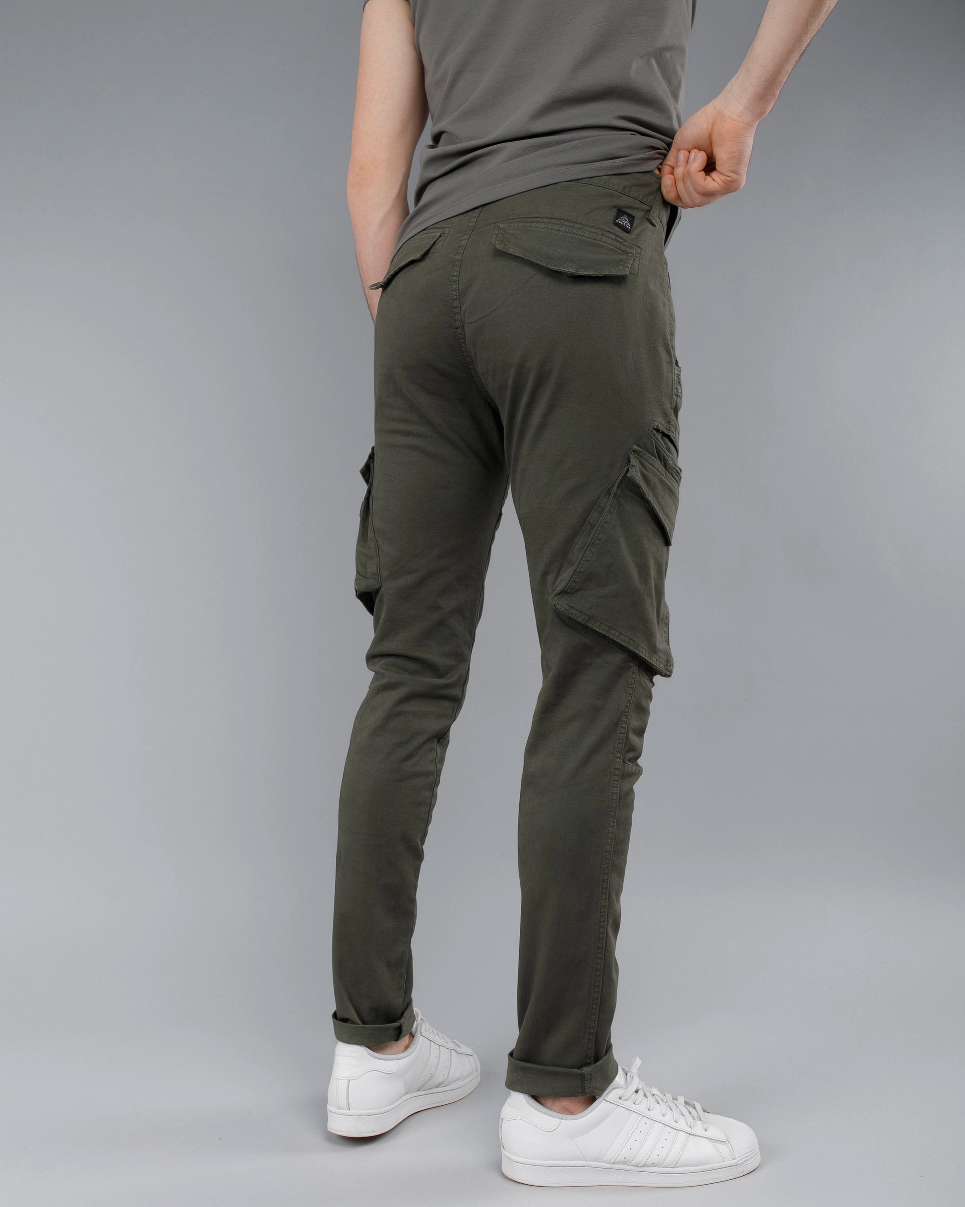 Muške kargo pantalone STT2997