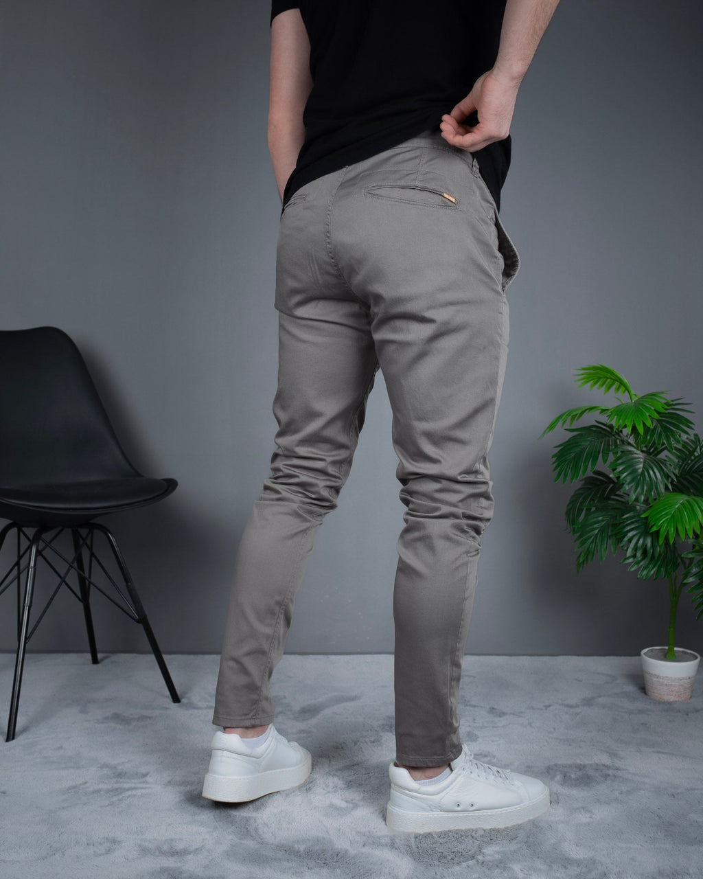Elegantne slim pantalone svečane sive  STT2635.
