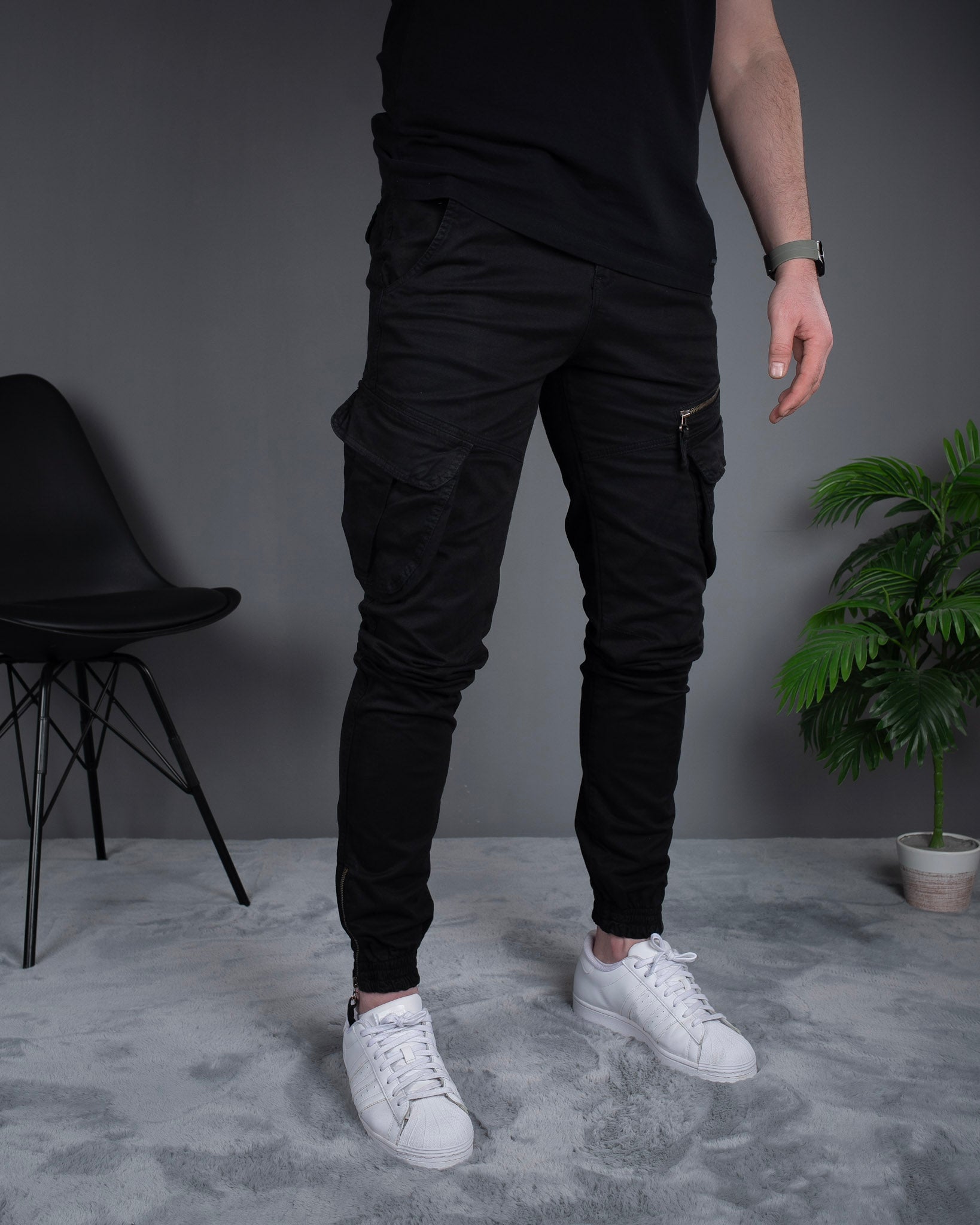 Muške cargo pantalone crna STT2708.