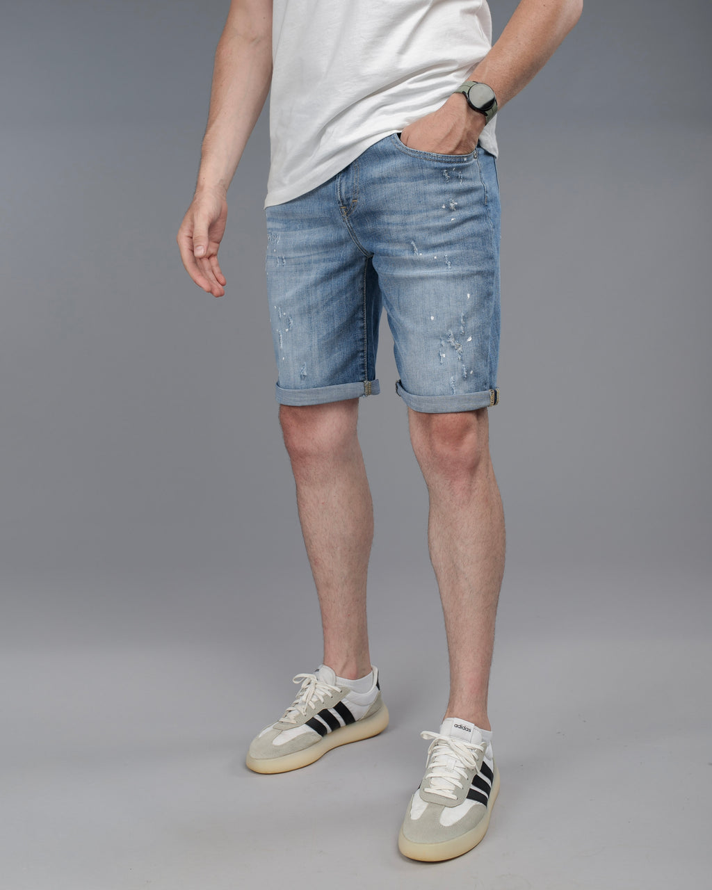 Muške jeans sorts svetlo plavi grebani STT3020