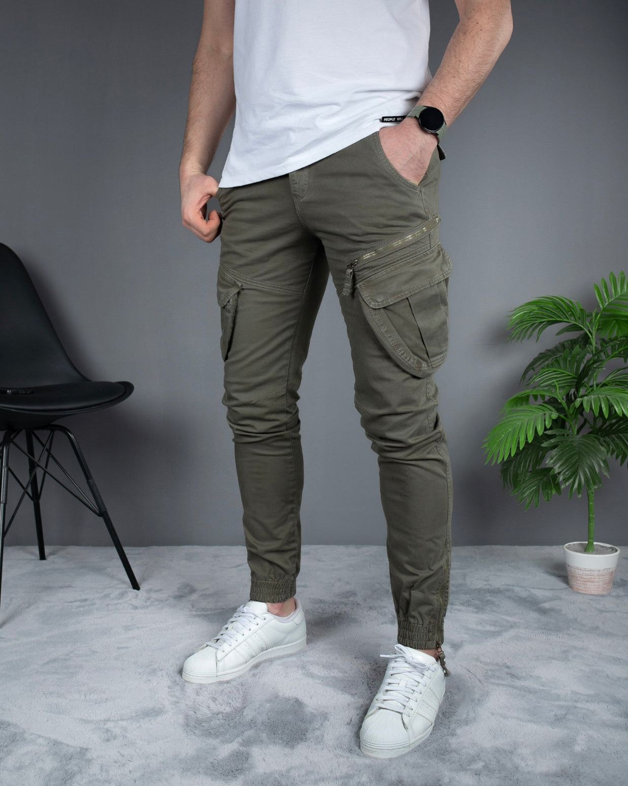 Muške cargo pantalone Maslinasta SMB STT2708.