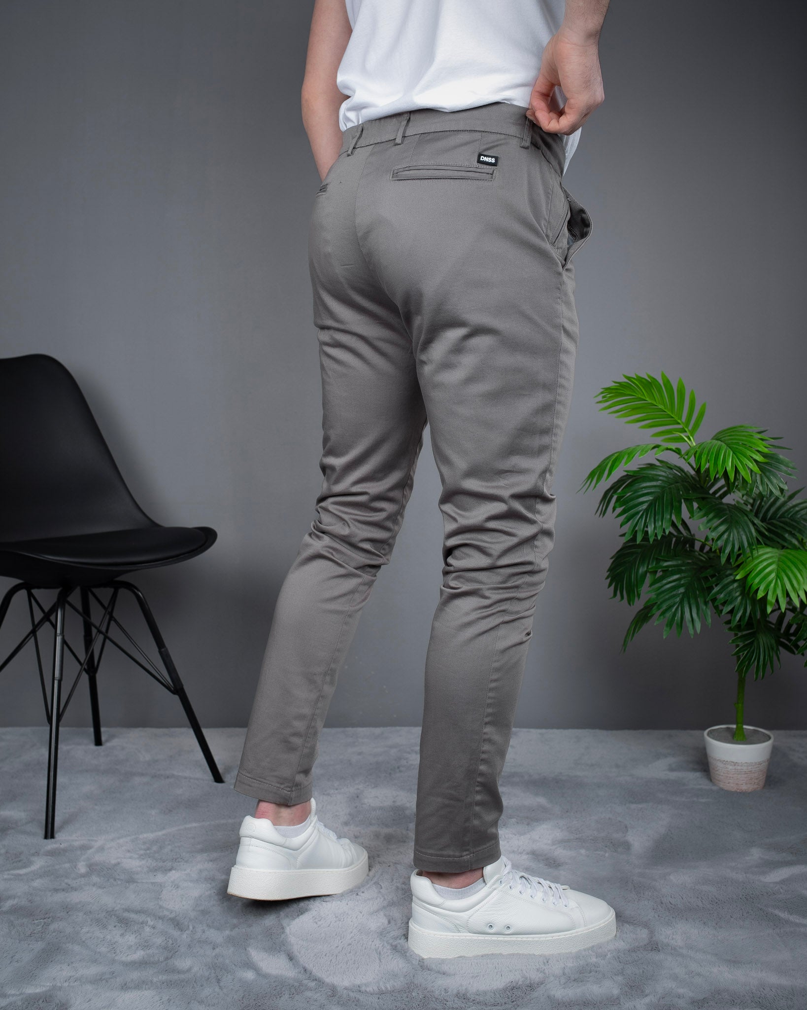 Muške Elegantne Slimfit Pantalone Sive STT2895.